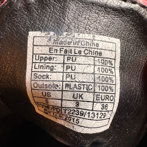 Adorable Sprinkle combat boots! - Picture 4 of 4